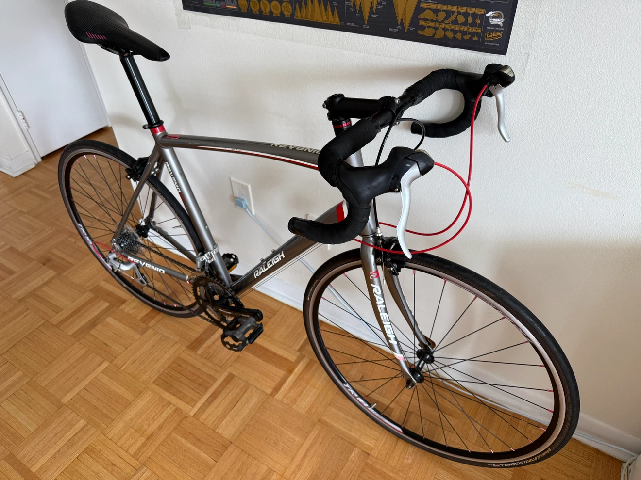 Raleigh Revenio 1.0 Road Bike – Shimano 24 Speed - photo 2