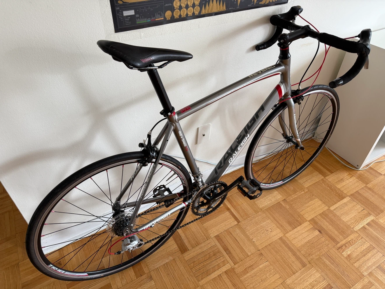 Raleigh Revenio 1.0 Road Bike – Shimano 24 Speed - photo 3