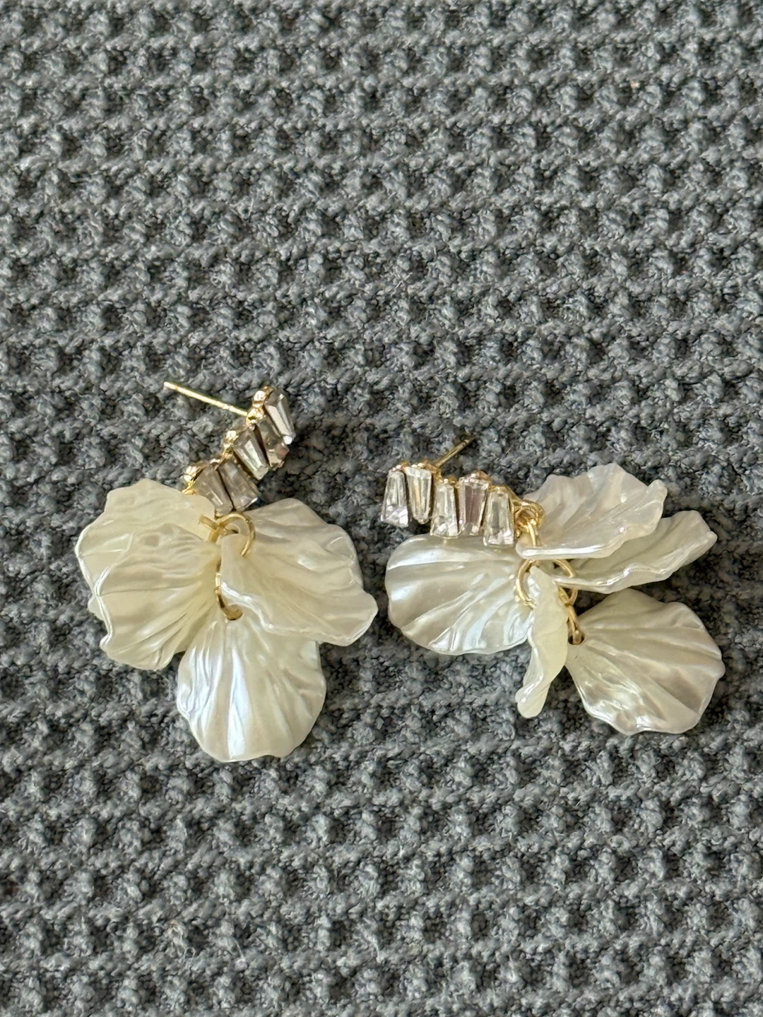 Elegant Floral Drop Earrings