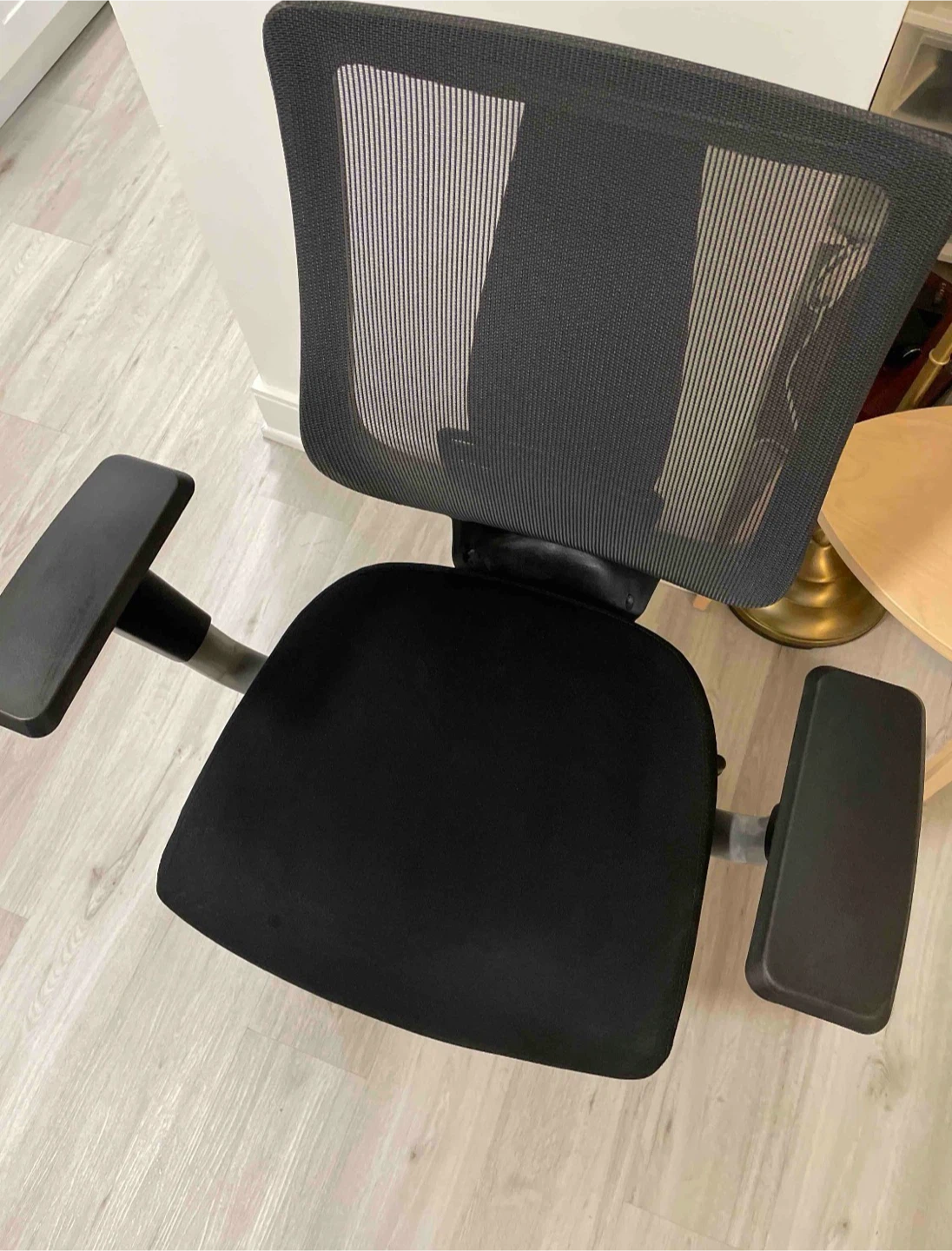 Innovations Black Mesh Office Chair second-hand - photo 3