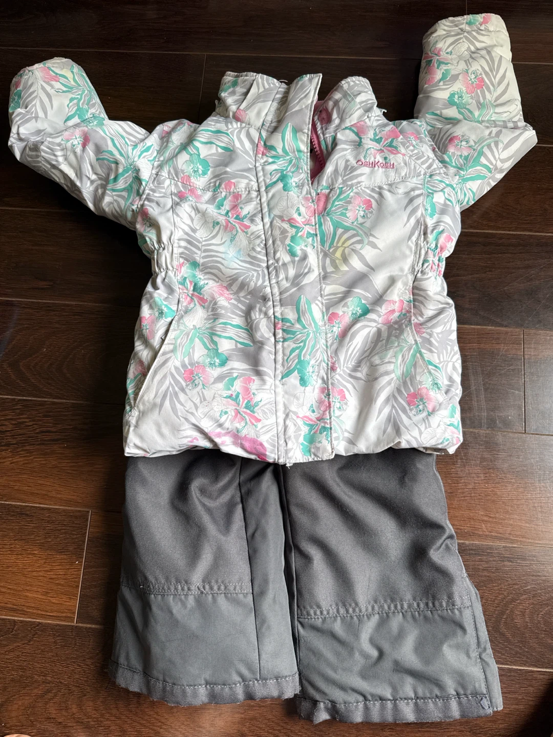 OshKosh Snowsuit Set Size 4 - photo 3