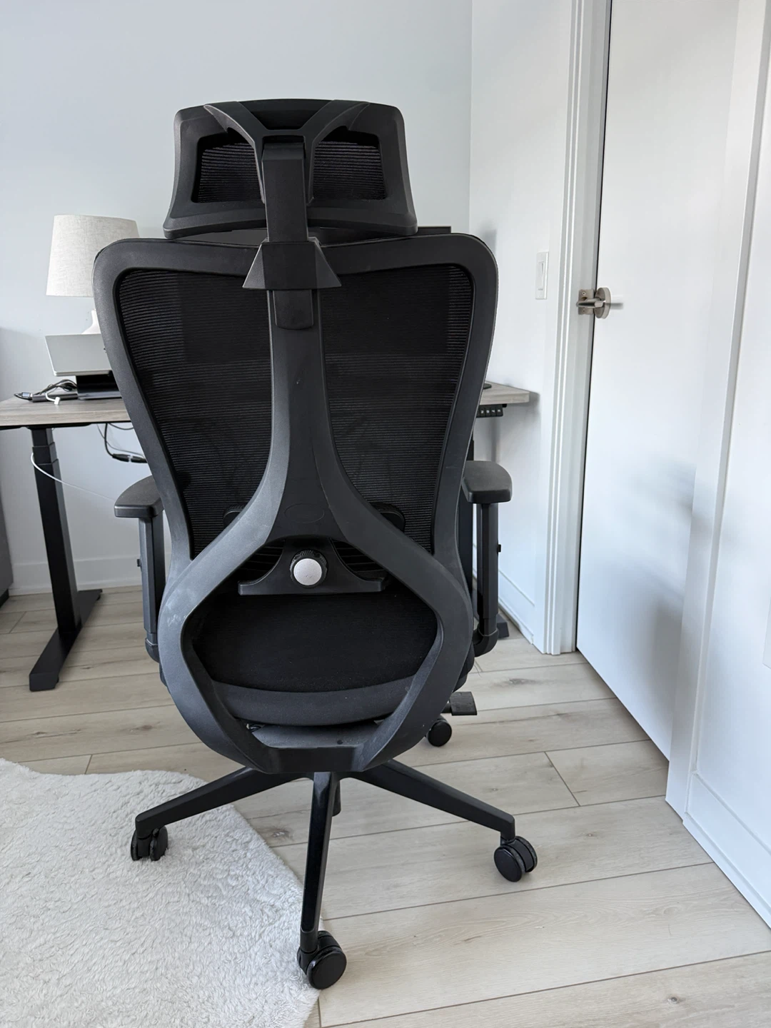 Black Ergonomic Office Chair - photo 3
