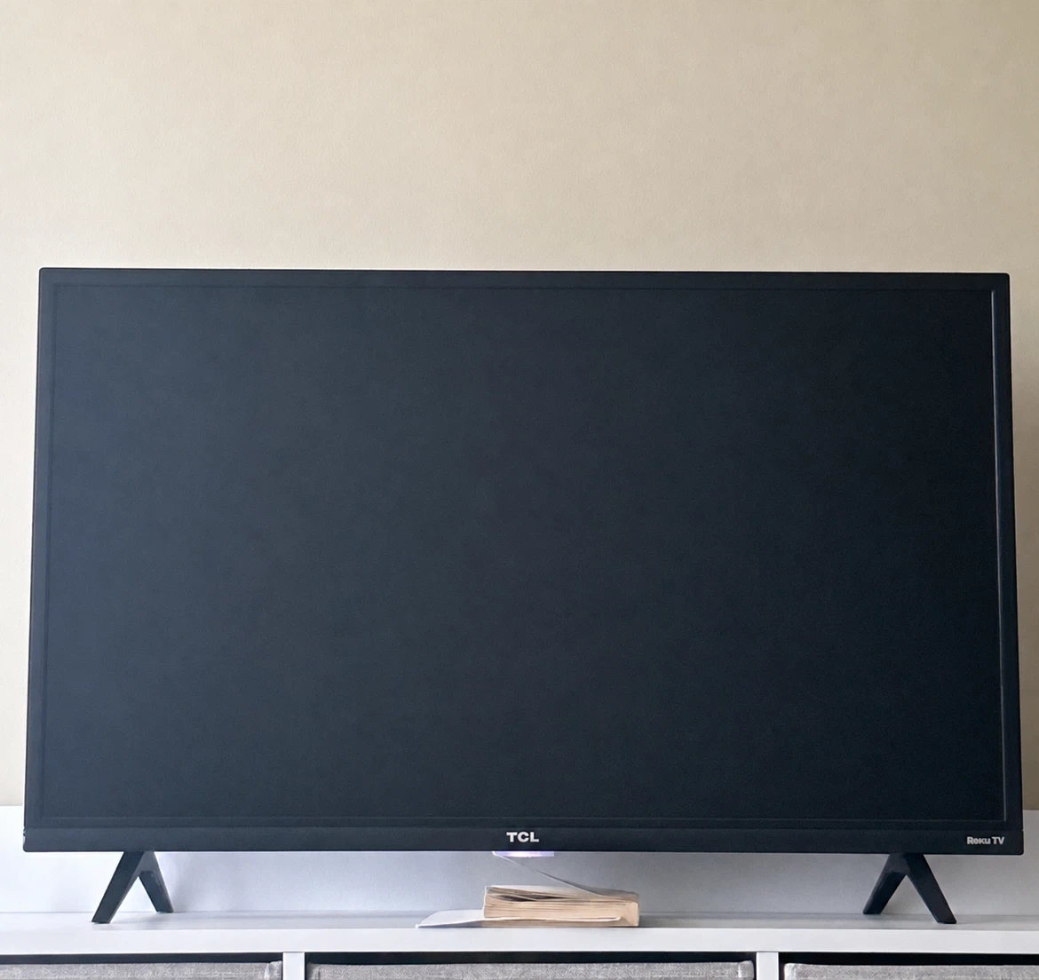 TCL 32” Roku Smart TV (1080p) (Model 32S327-CA)