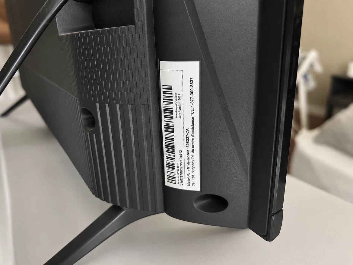 TCL 32” Roku Smart TV (1080p) (Model 32S327-CA) - photo 2