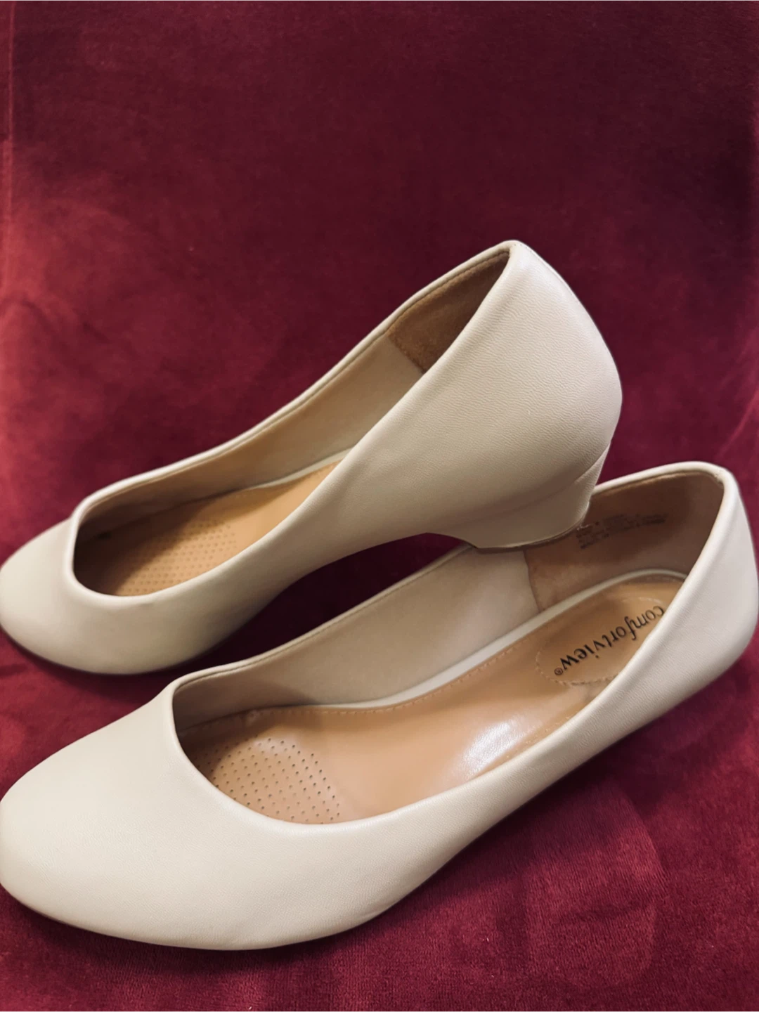 ComfortView Women's Cream Wedge Heels - Size 9W - photo 2