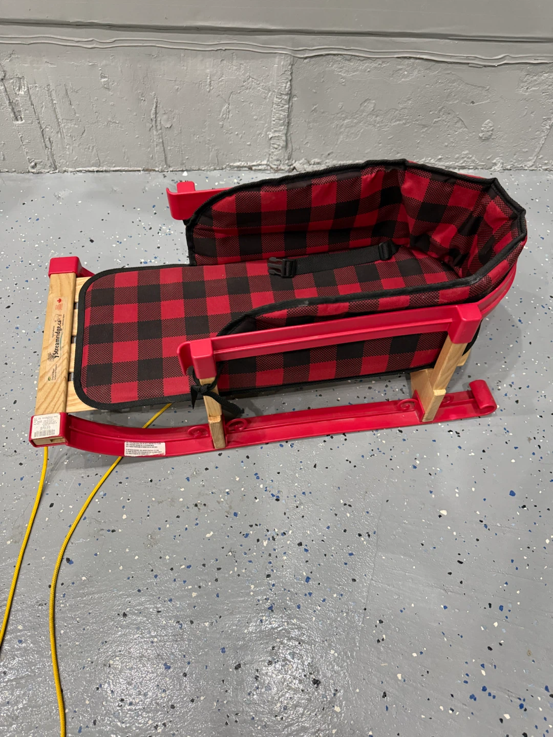 Streamridge "Alpine Collection" Wooden Sled with Red Plaid Liner - photo 2