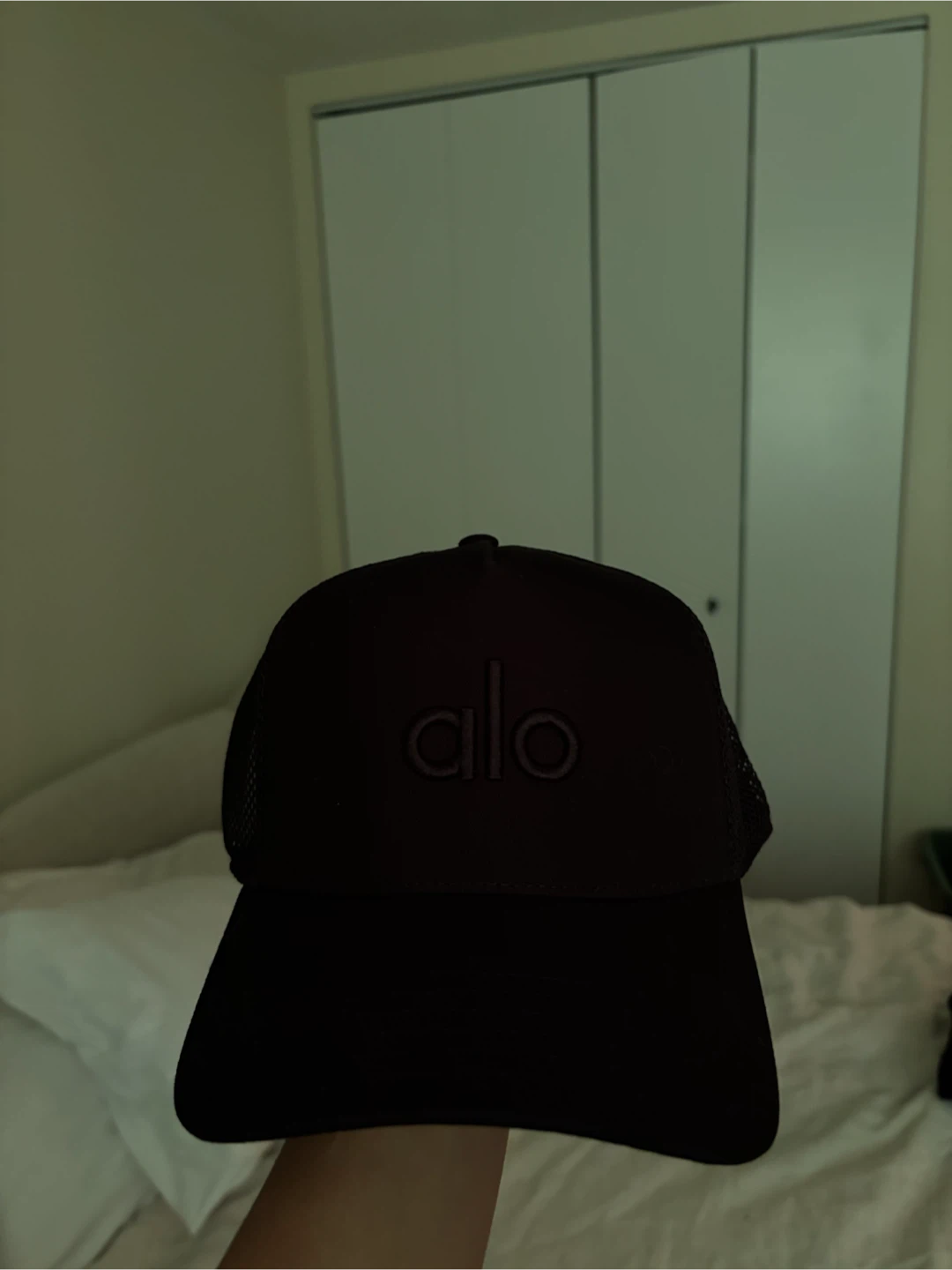 Alo Black Mesh Trucker Hat - photo 2