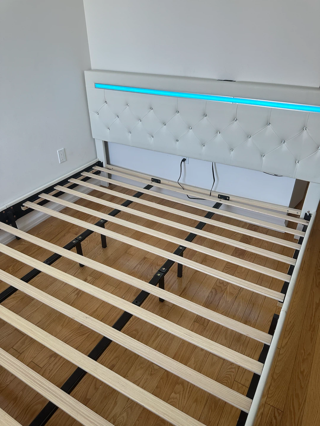 King Size Bed Frame with LED and Charging station Headboard - photo 2
