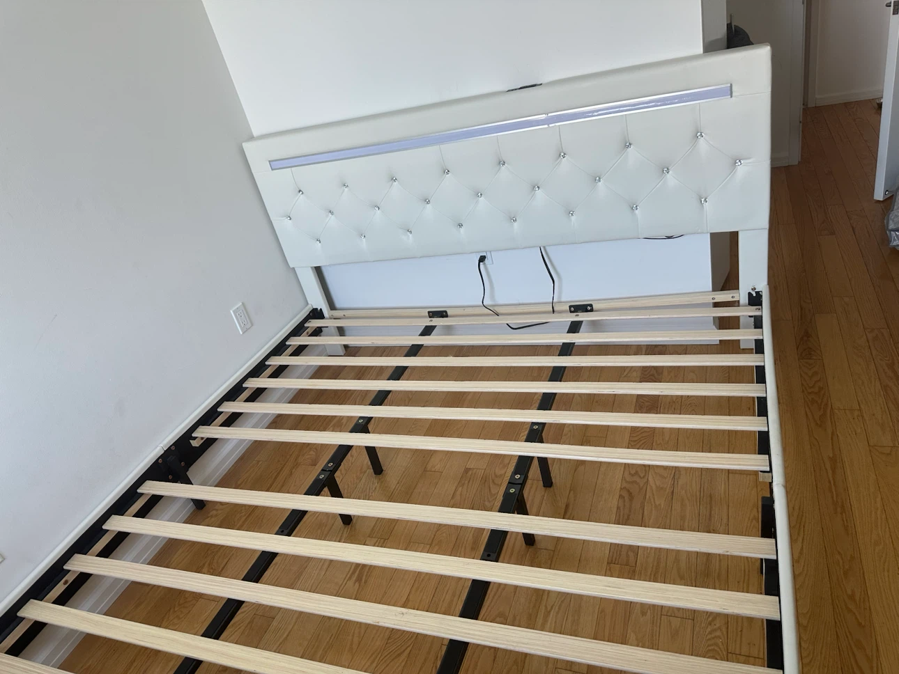 King Size Bed Frame with LED and Charging station Headboard - photo 3