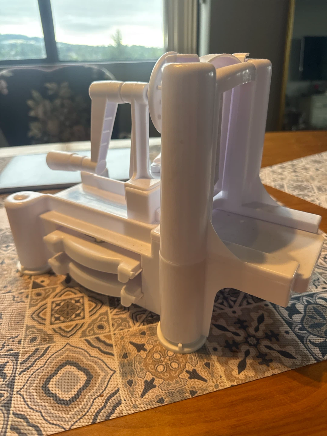 White Spiralizer Vegetable Slicer