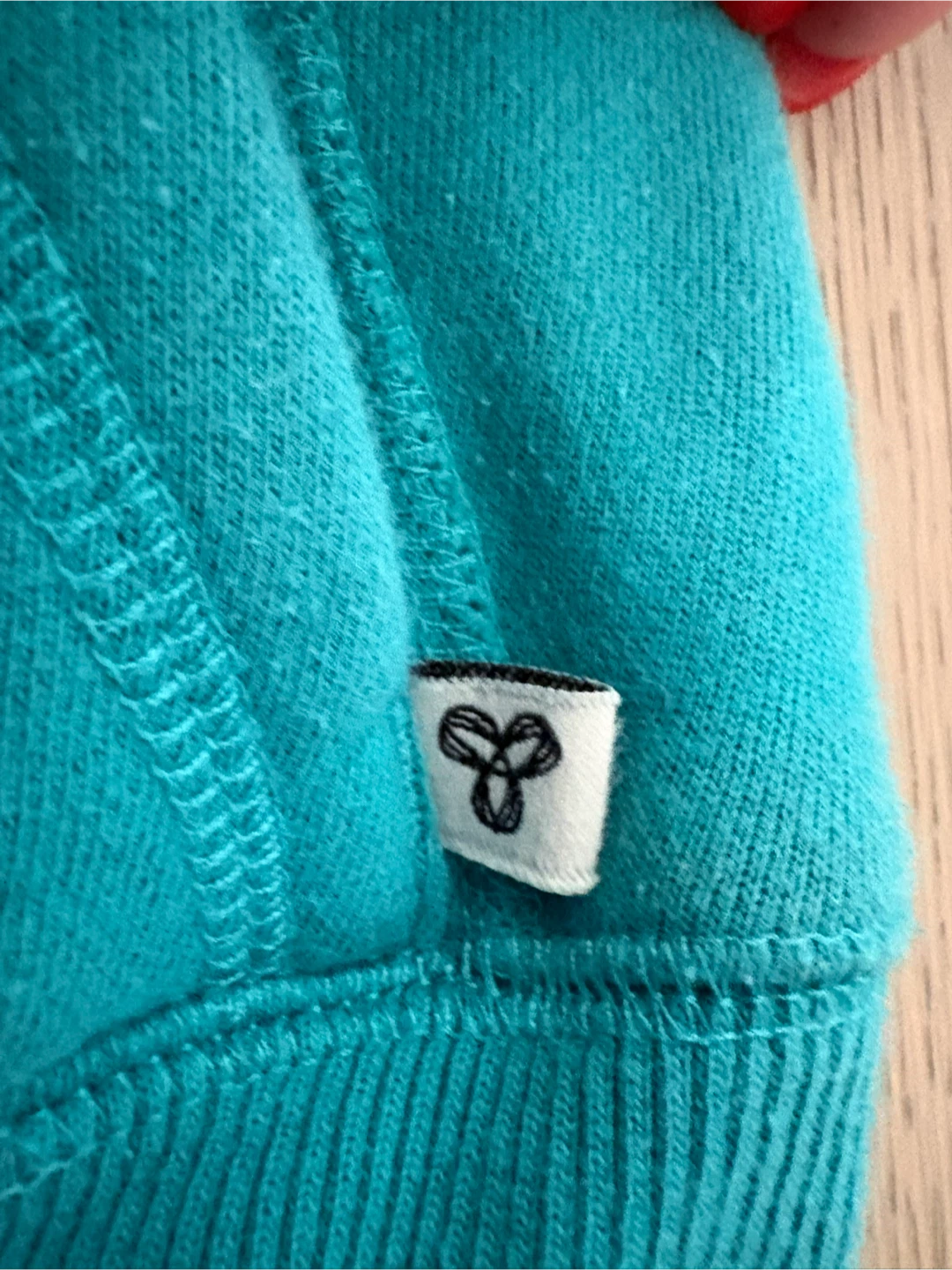 TNA Aritzia Zip-Up Hoodie - Medium - photo 4