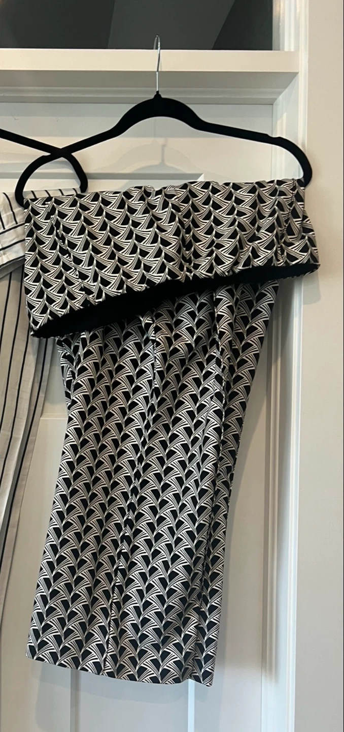 Anthropologie Black/White Patterned Crop Pants