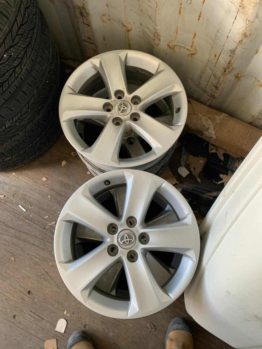 Toyota Alloy Wheels - photo 2