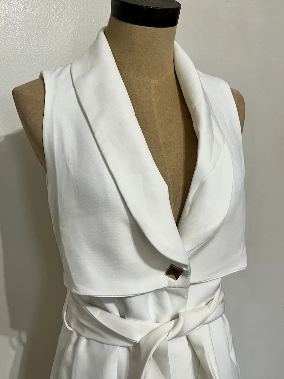 White Sleeveless Blazer Dress with Belt - Small - photo 2