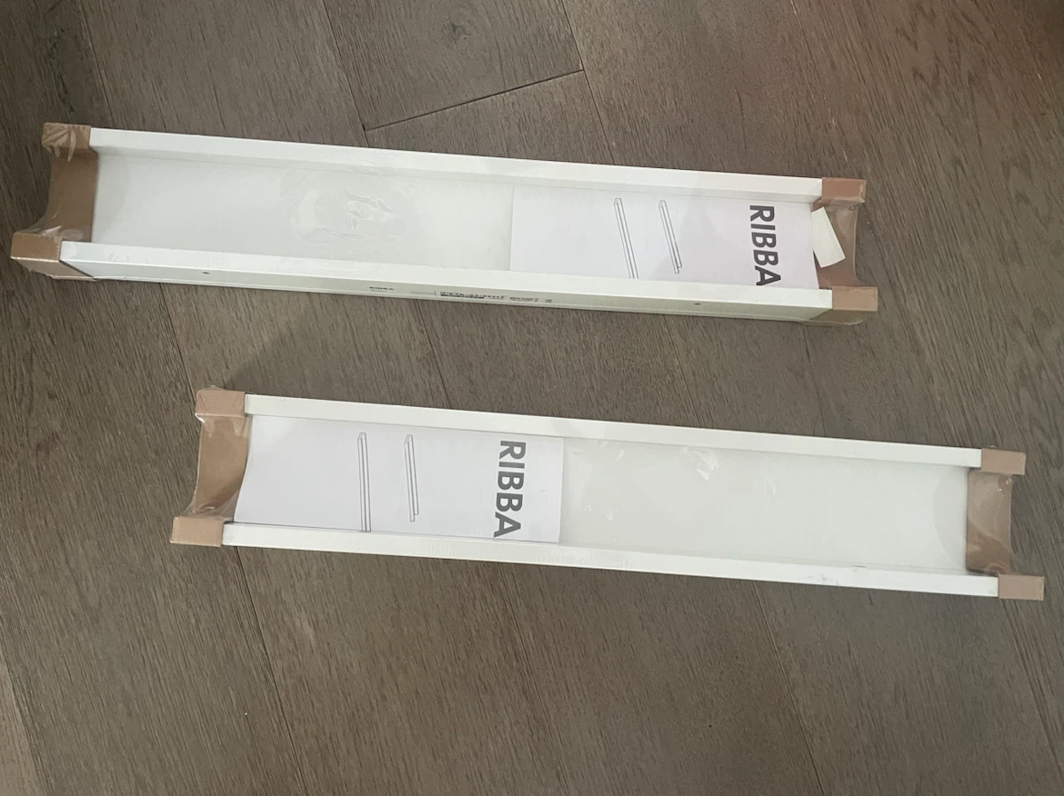 NEW! IKEA MOSSLANDA Picture Ledge White 55 cm - photo 3