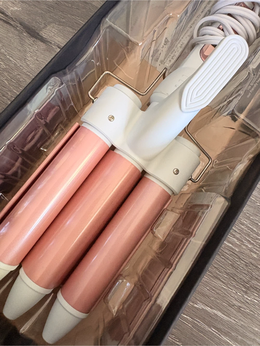 SAVVY Hair Waver 3-Barrel Curling Iron Wand - photo 3