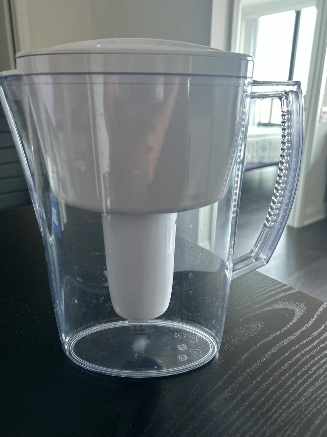 White Water Filter Pitcher with Filter Cartridge