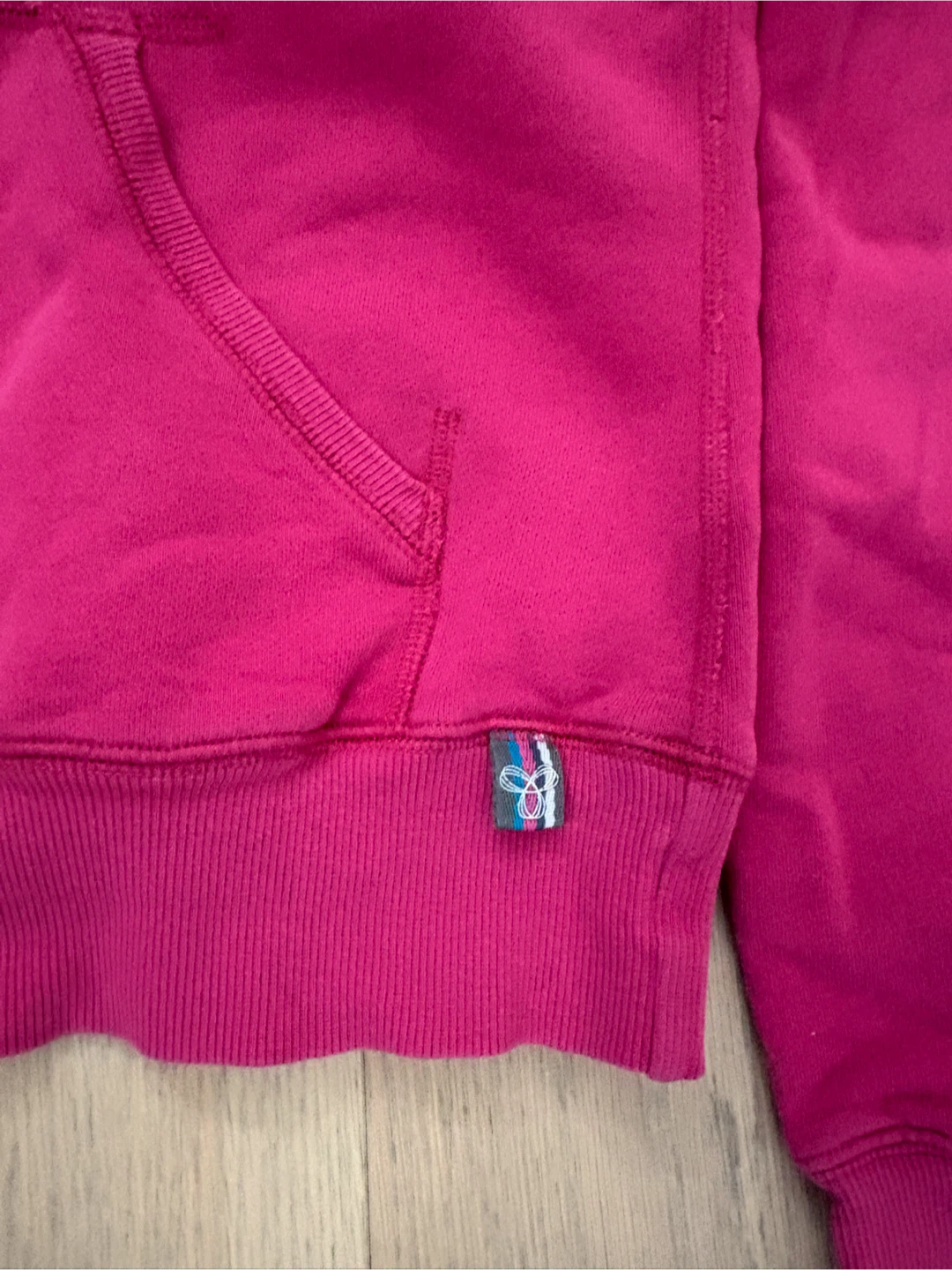 TNA Aritzia Pink Hoodie - size Large - photo 2