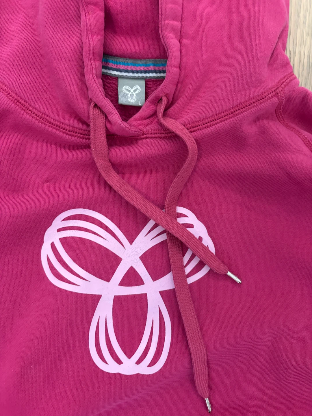 TNA Aritzia Pink Hoodie - size Large - photo 3