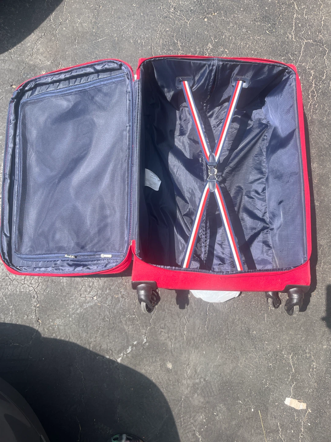 Tommy Hilfiger Red Rolling Suitcase - photo 2