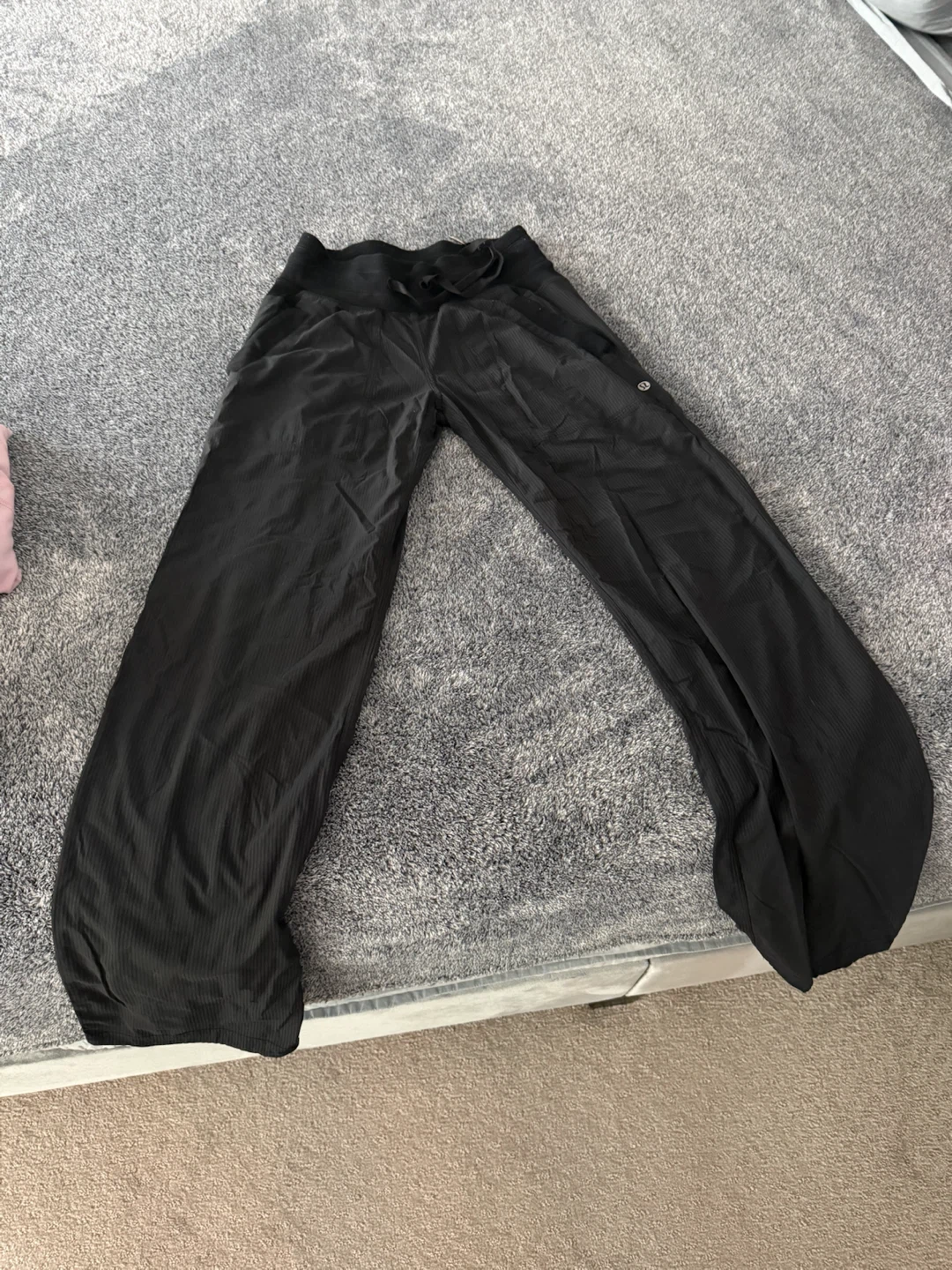 Lululemon Black Striped Athletic Pants - photo 2