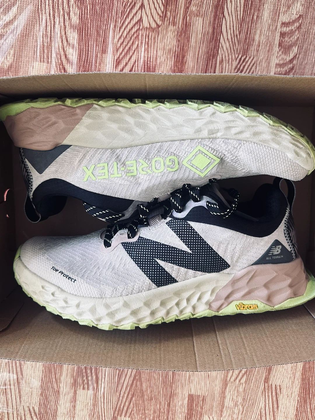 New Balance Fresh Foam Hierro Gore-Tex Women's Running Shoes - photo 2