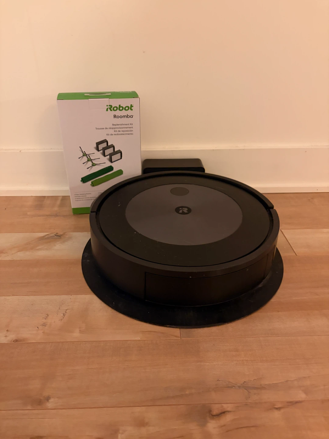 Roomba Combo j5 Robot Vacuum & Mop