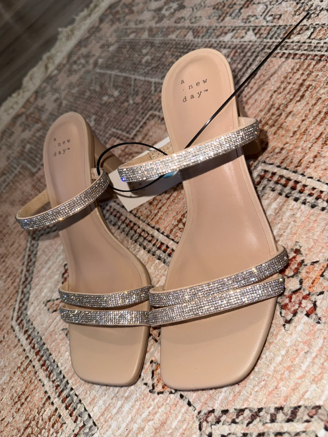 💎A New Day Gorgeous Sparkly Block Heel Sandals 👠💎 Size: 7.5 - photo 2