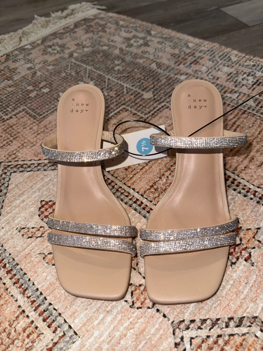💎A New Day Gorgeous Sparkly Block Heel Sandals 👠💎 Size: 7.5 - photo 4