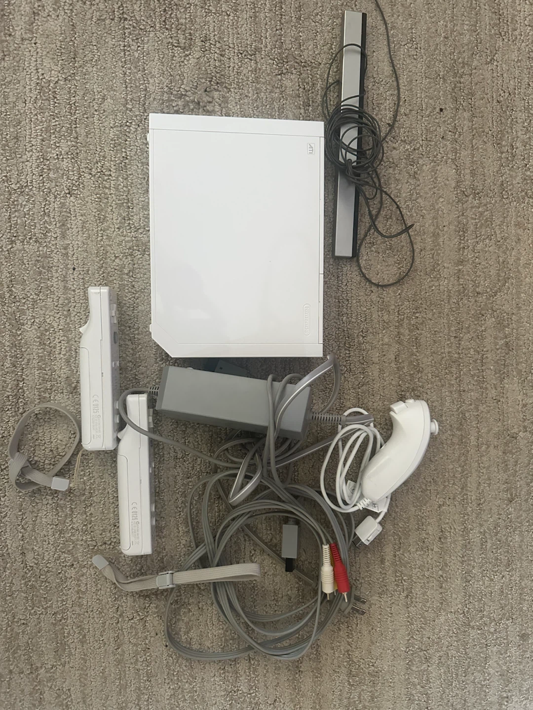 Nintendo Wii Console Bundle with Games