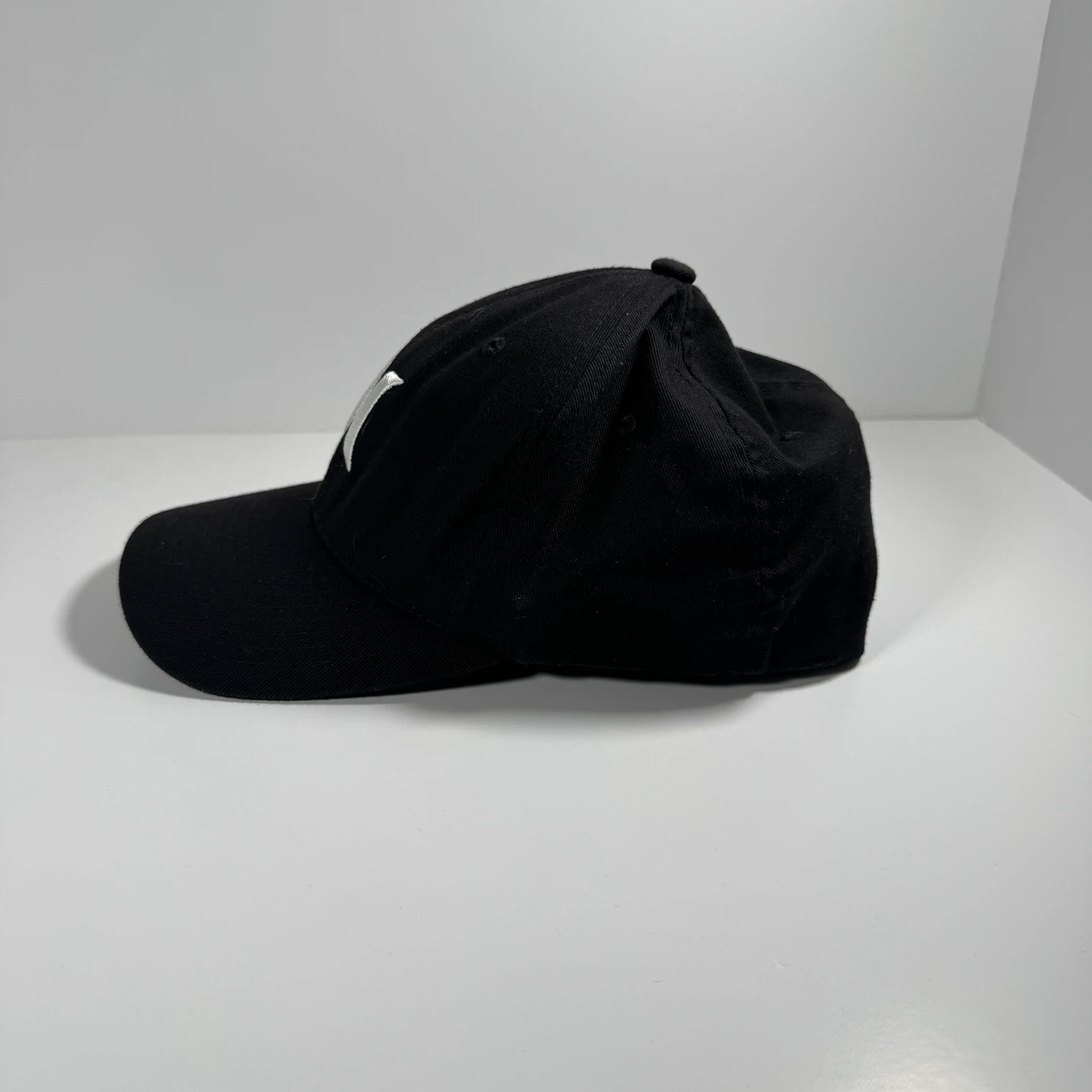 Hurley Flexfit Baseball Hat Mens L-XL Black Embroidered Logo - photo 2