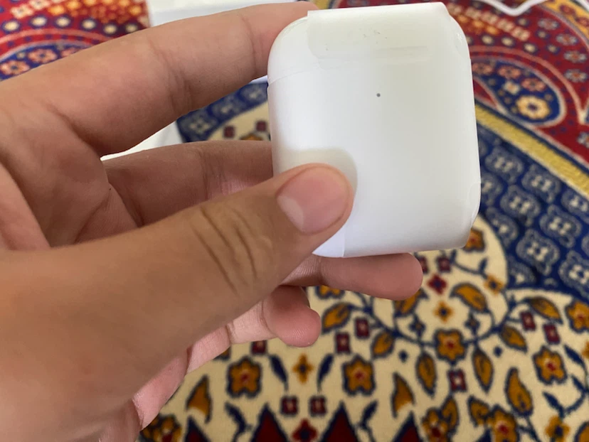 Apple AirPods with Charging Case - photo 4
