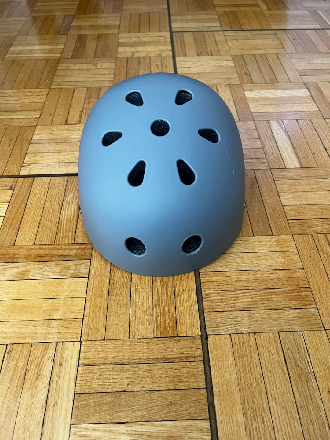 Grey Skateboard Helmet - photo 3