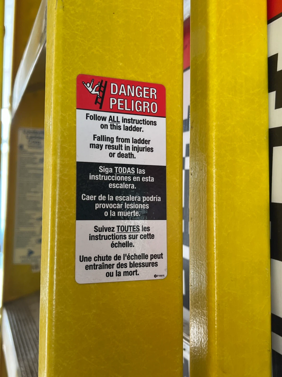 Featherlite Fiberglass Step Ladder - photo 2