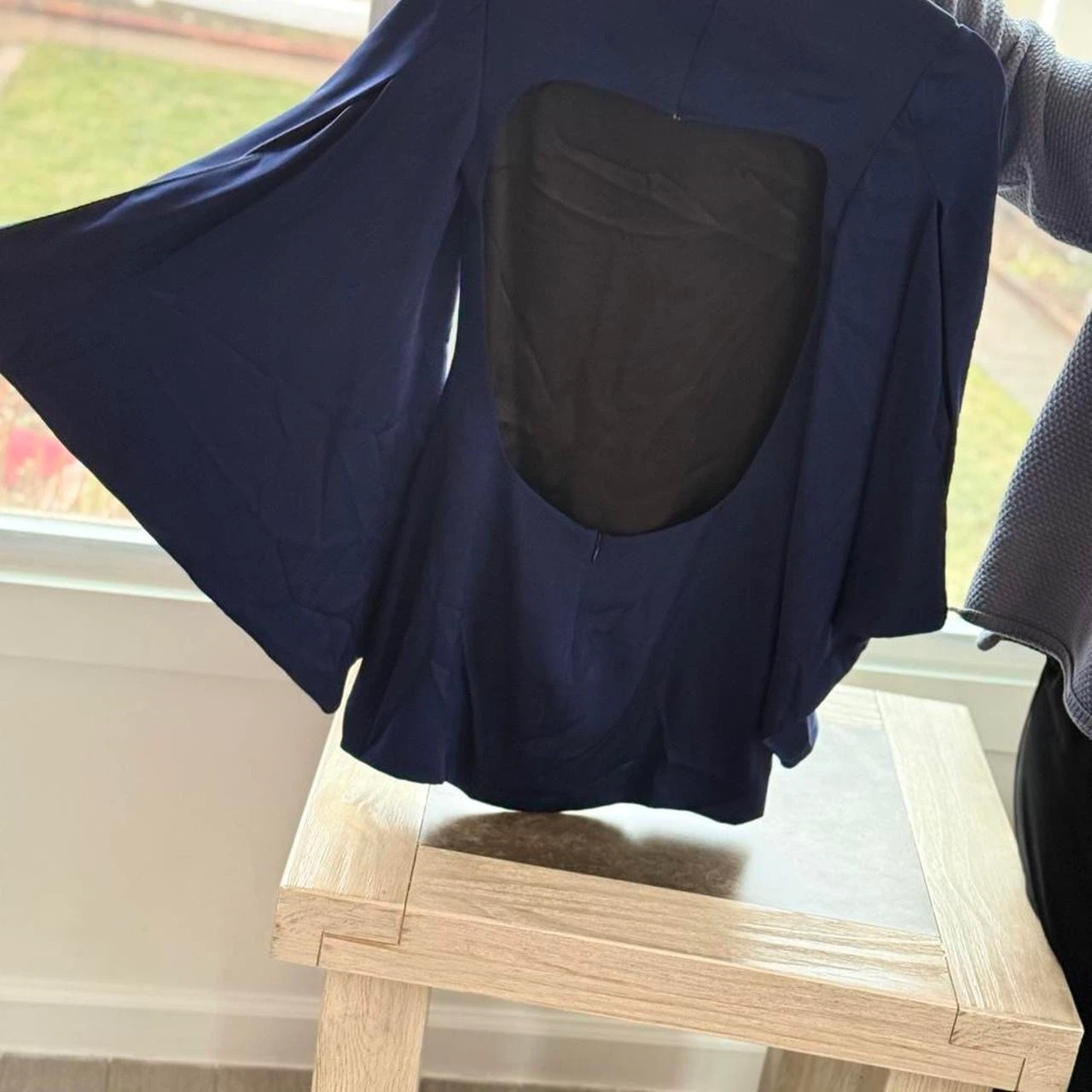 Tom Ford Midnight Bleu Top with Bell Sleeves - Size 36 - photo 4