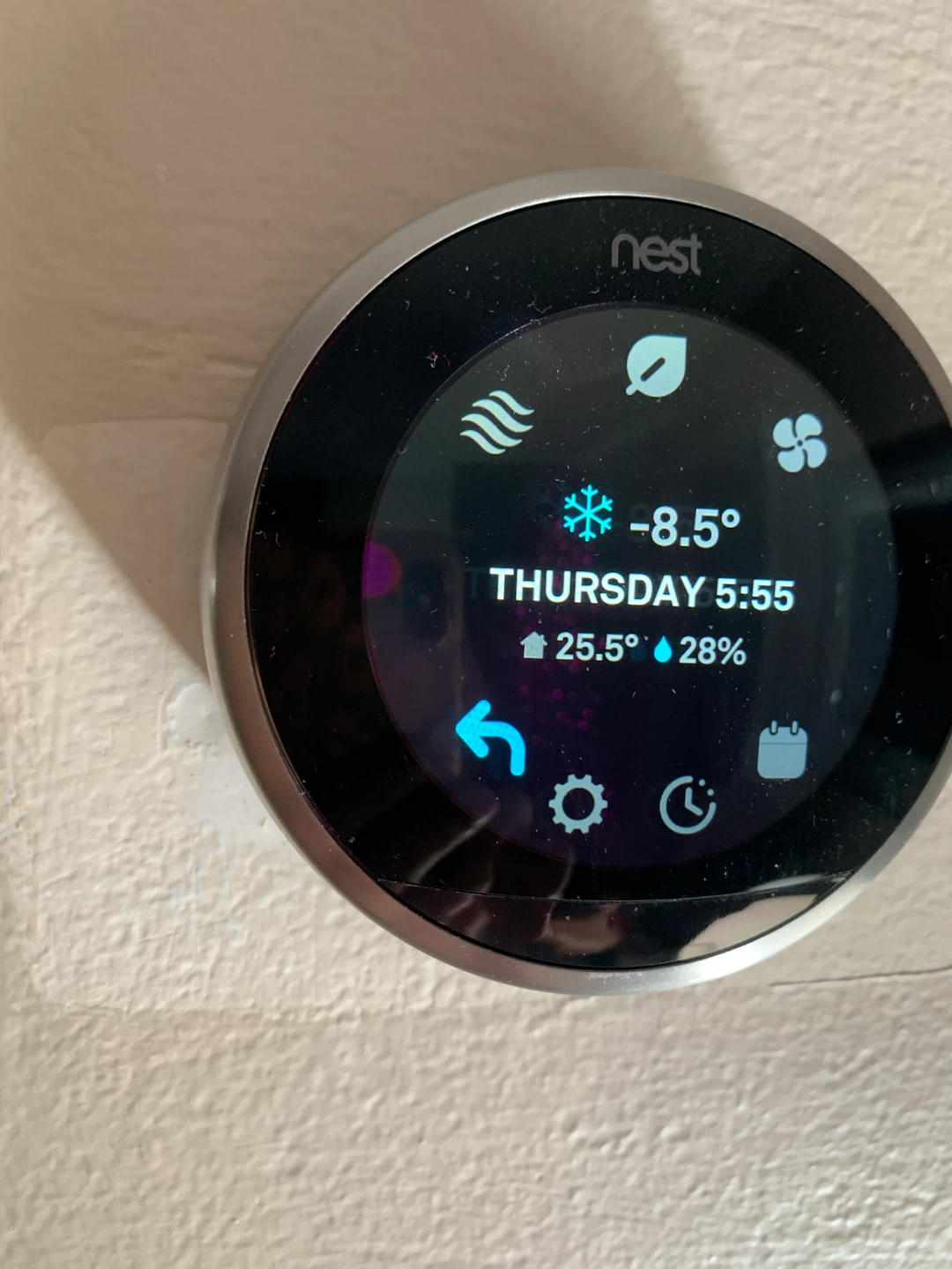 Nest Learning Thermostat - photo 5