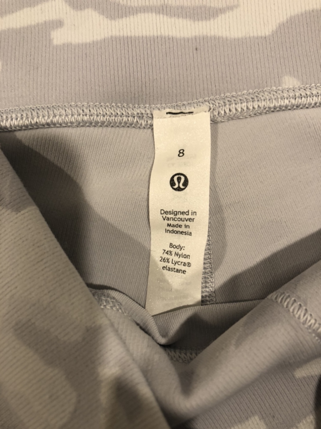 Lululemon Shorts Size 8 Camo - photo 2