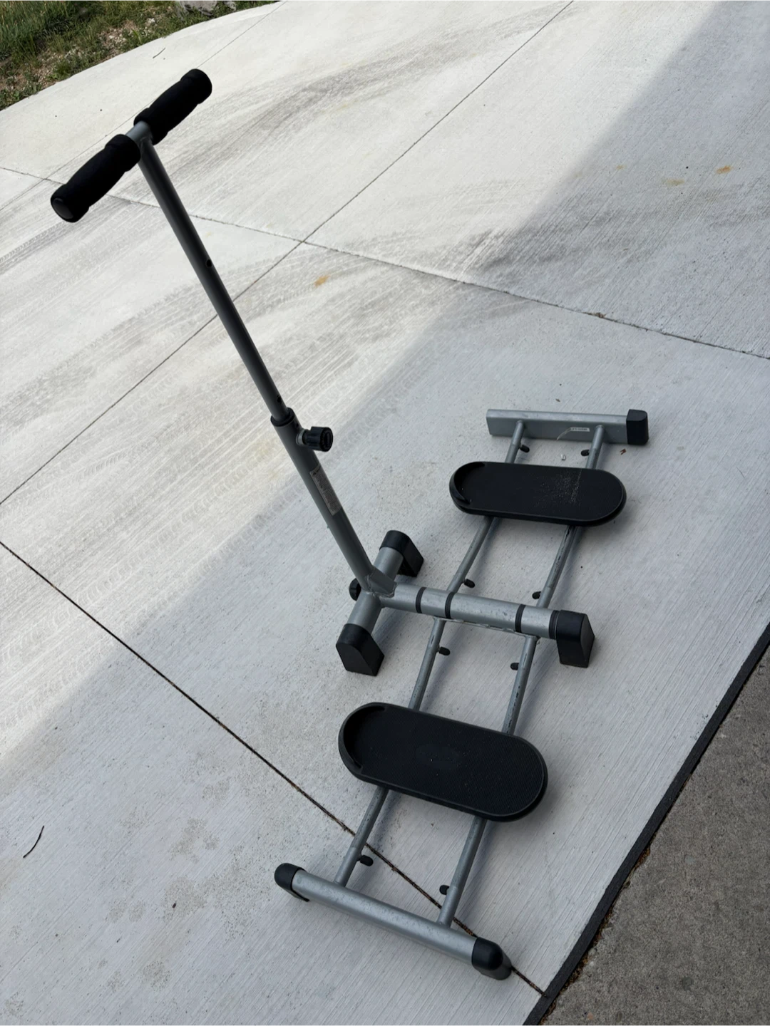 Leg Exerciser Machine