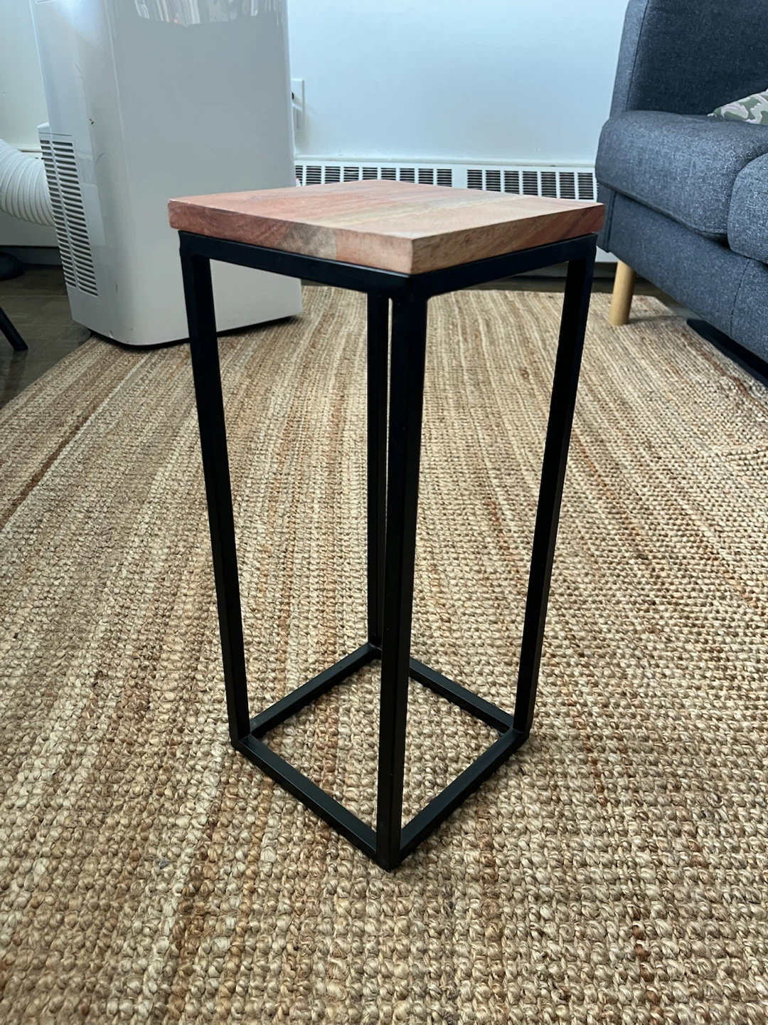 Plant stand / nightstand - photo 2