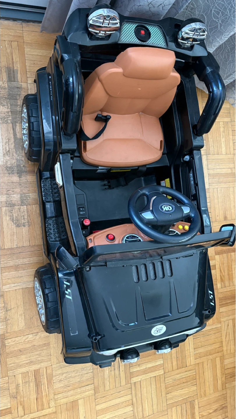 Black Ride-On Jeep for Kids - photo 2