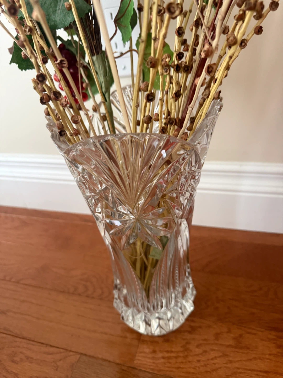 Set of 4 Decorative Vases - selling all $25 - photo 4