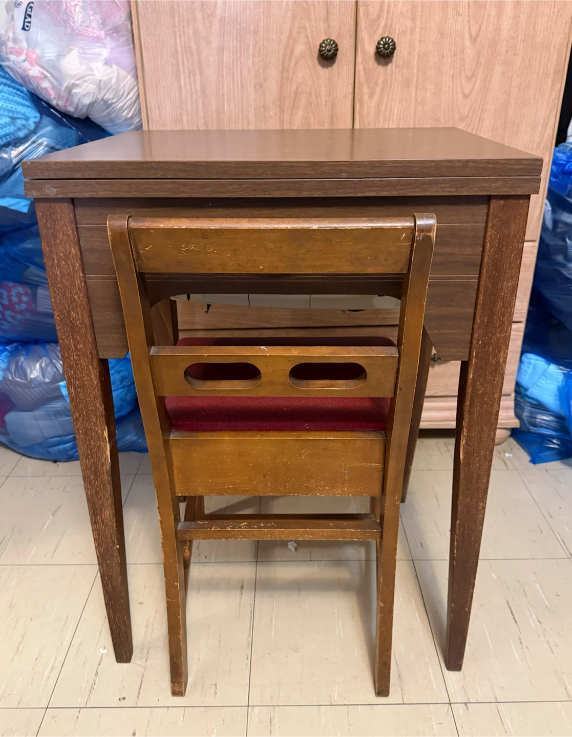 Vintage 1971 Sears Kenmore Sewing Machine w/ Cabinet & Chair - photo 3