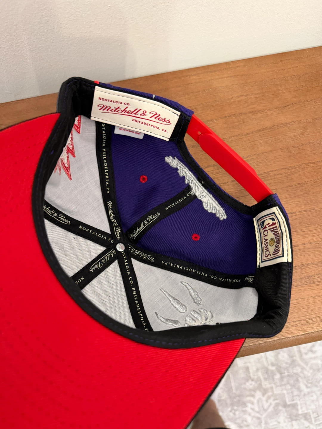 Mitchell & Ness Toronto Raptors Snapback Hat - photo 3