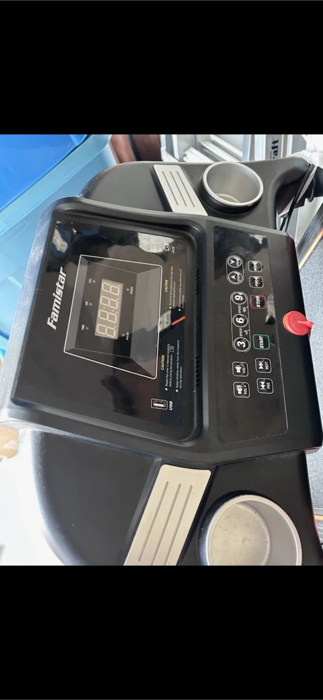 MOVING SALE Famistar Treadmill