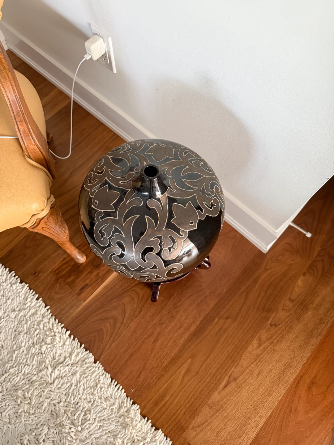 Decorative Black Vase with Ornate Design - photo 2