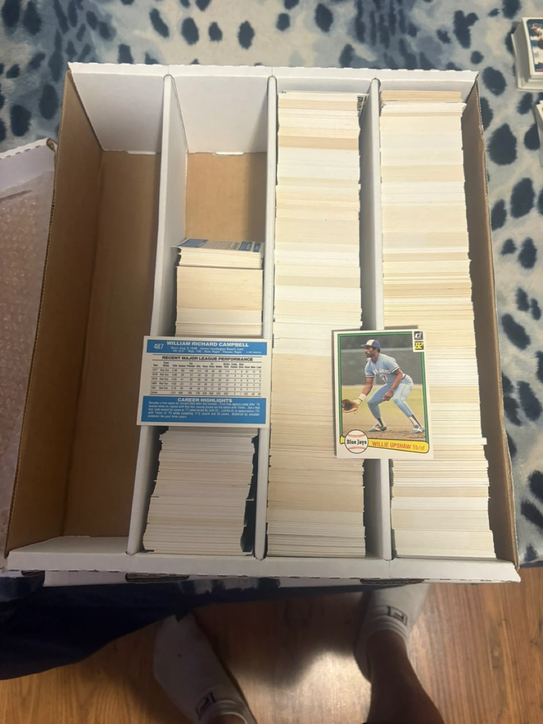 1982 Donruss Baseball Card - Willie Upshaw - photo 3