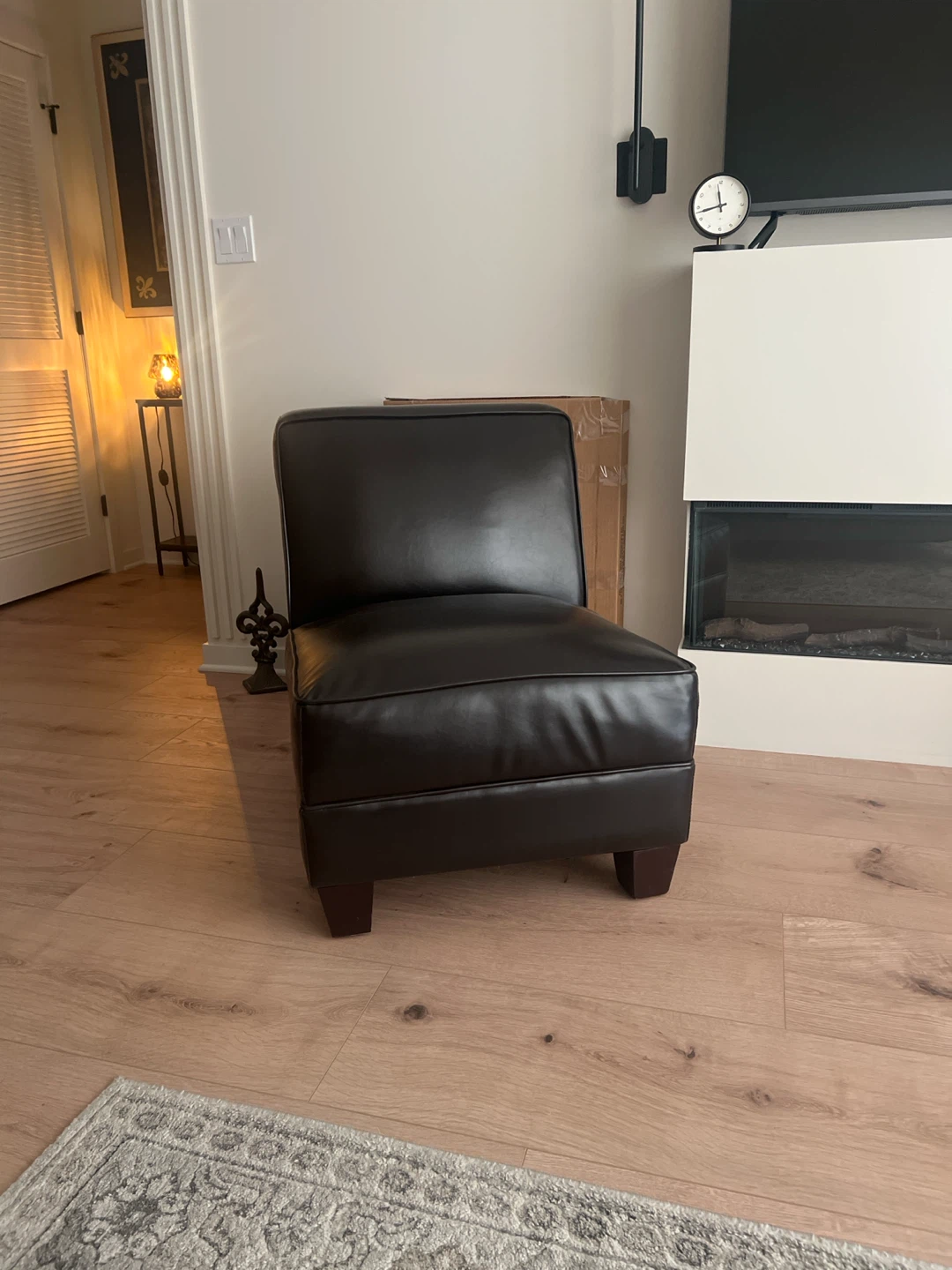 Pair of Ave Six Milan Chairs, Espresso Bonded Leather - photo 2