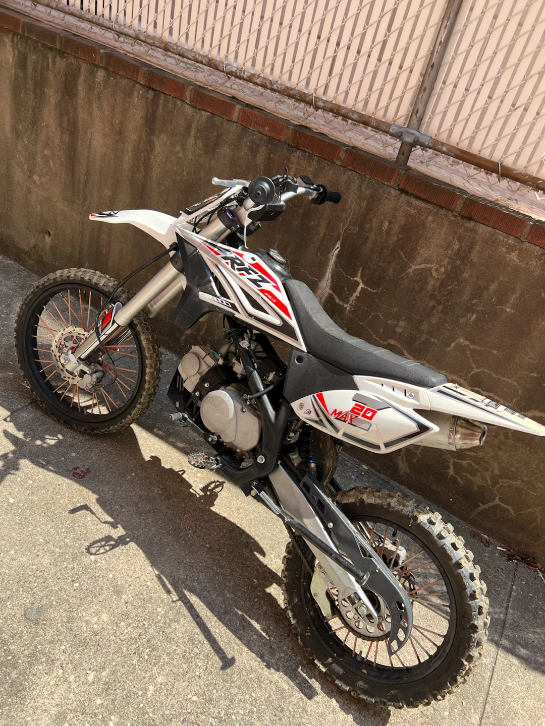 Apollo RFZ 125 Dirt Bike