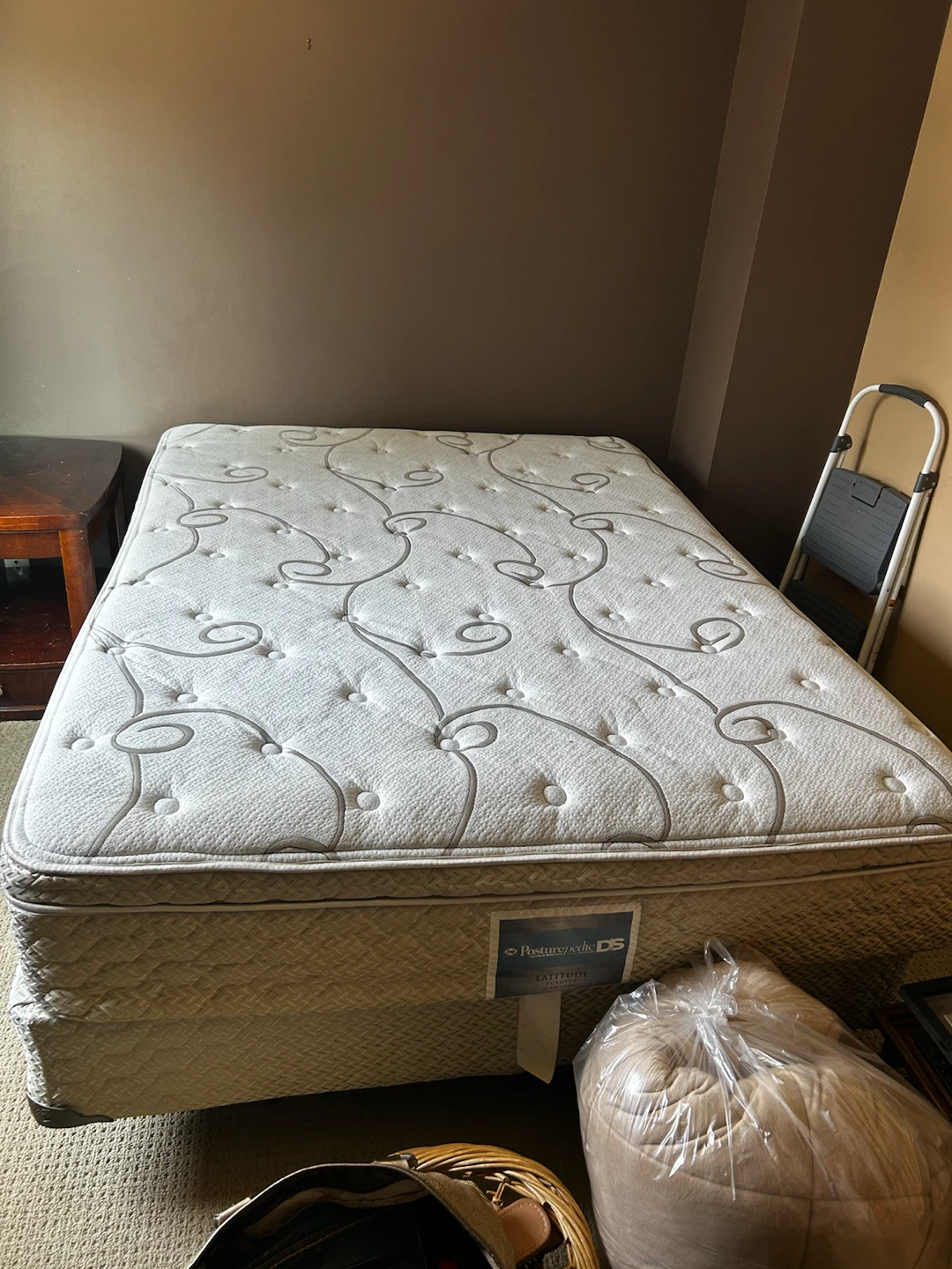 2 - Sealy Posturepedic DS Latitude Eurotop Firm Mattress sets