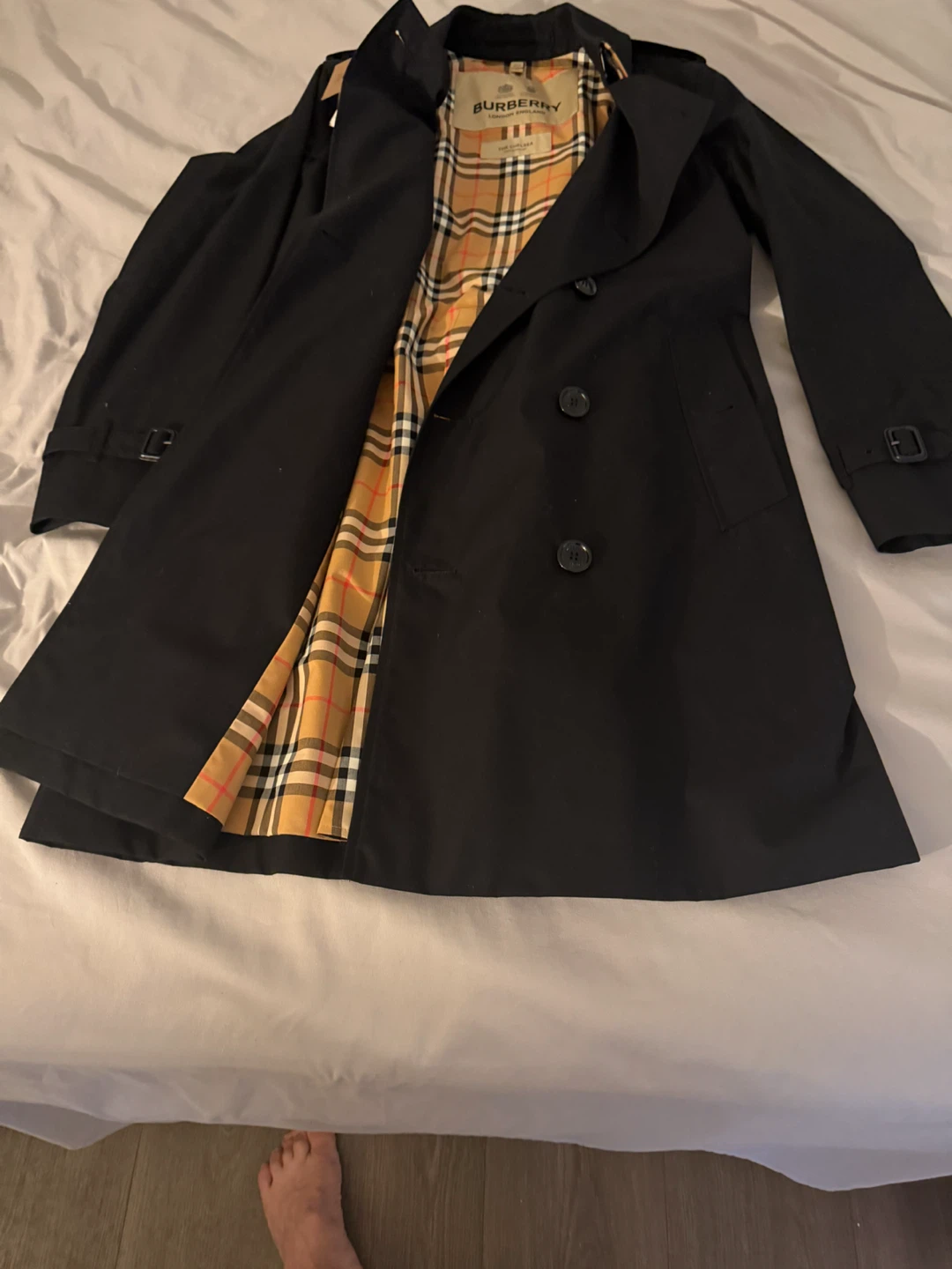 Burberry Black Trench Coat - photo 3